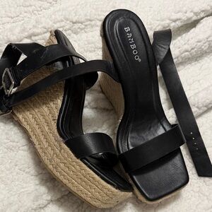 Bamboo Black and Tan Wedge Sandals